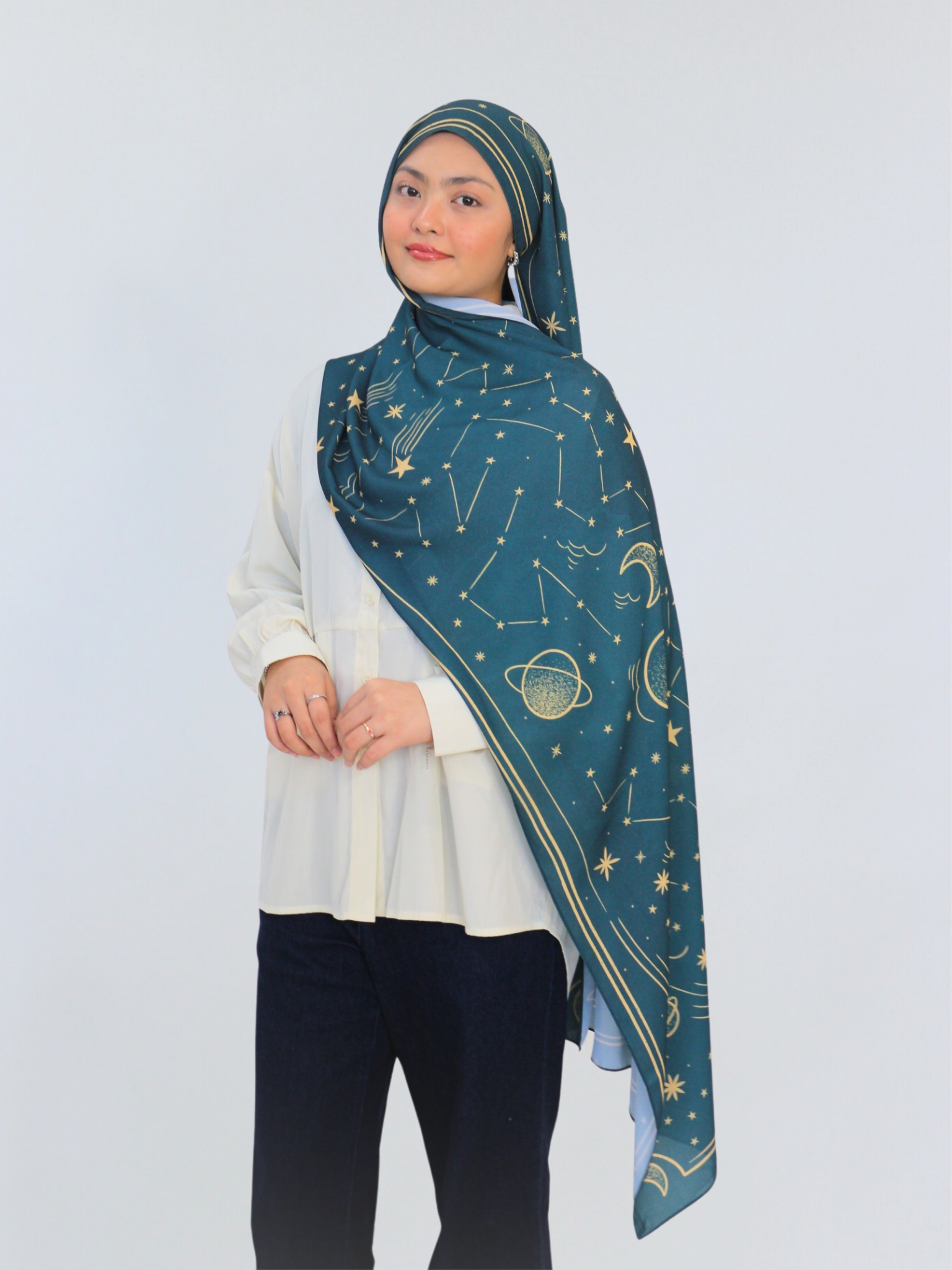 Twyla in Shawl