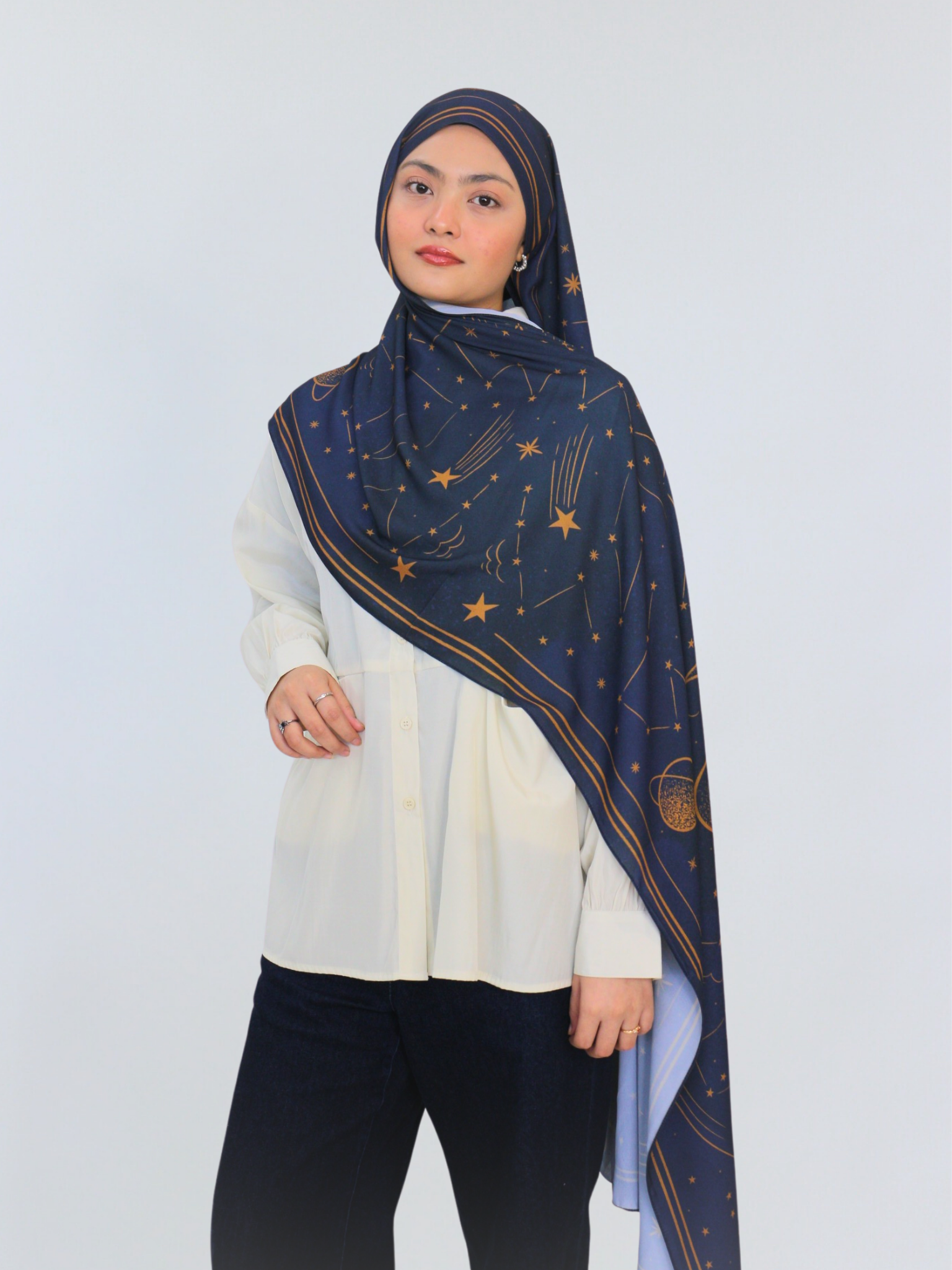 Twyla in Shawl