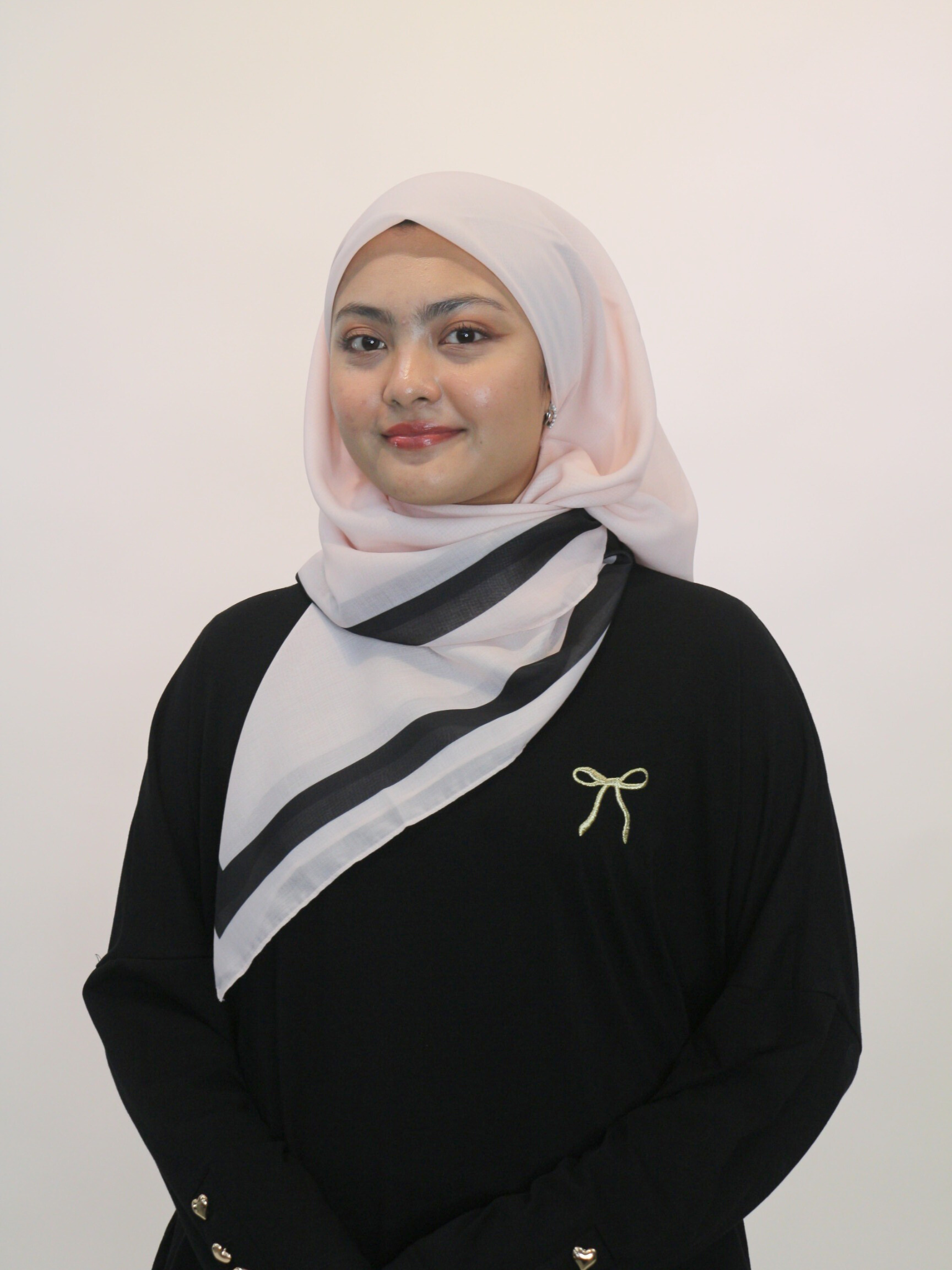 Tia Bawal in Pink