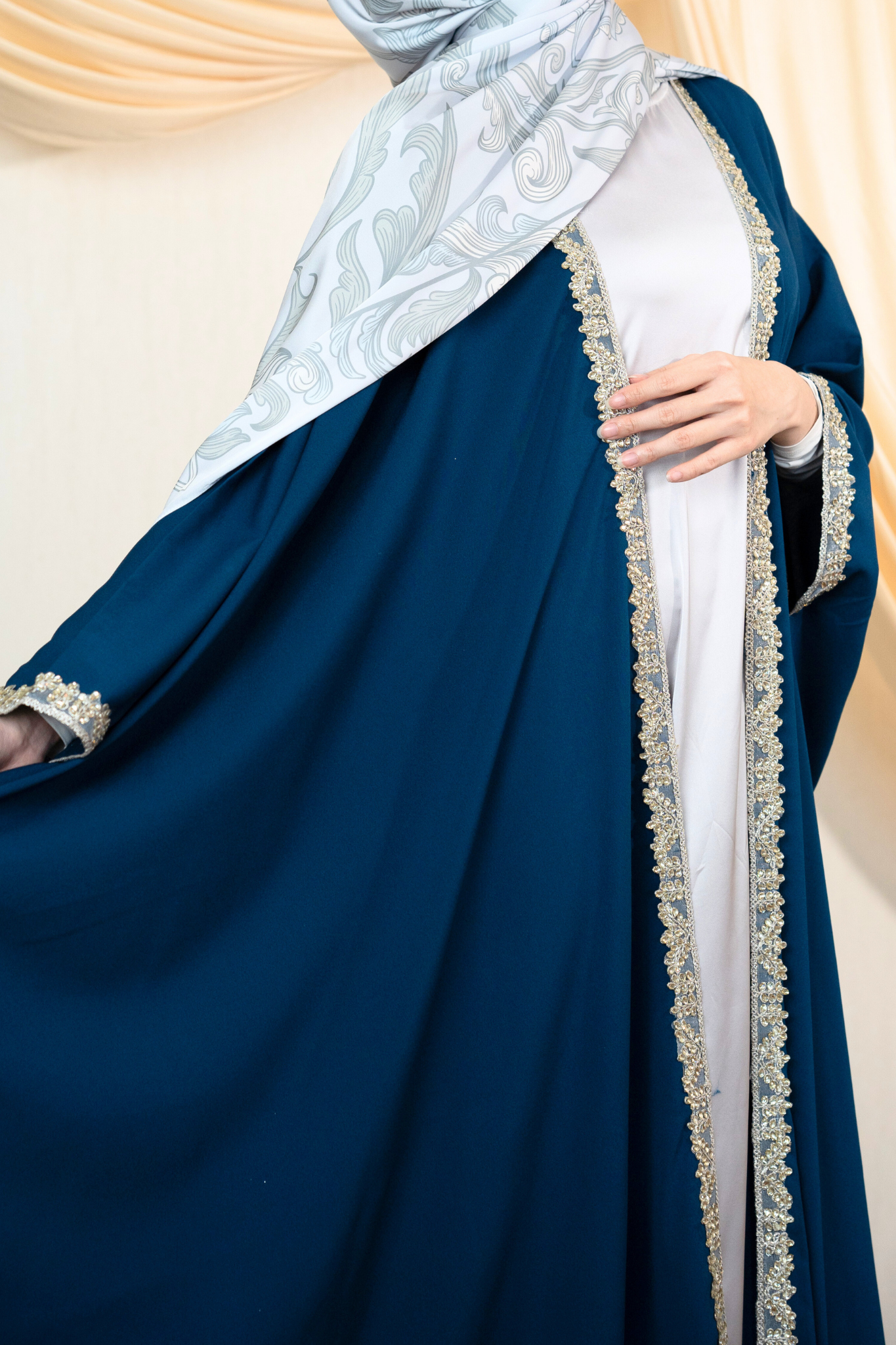 Jasmine in Sapphire