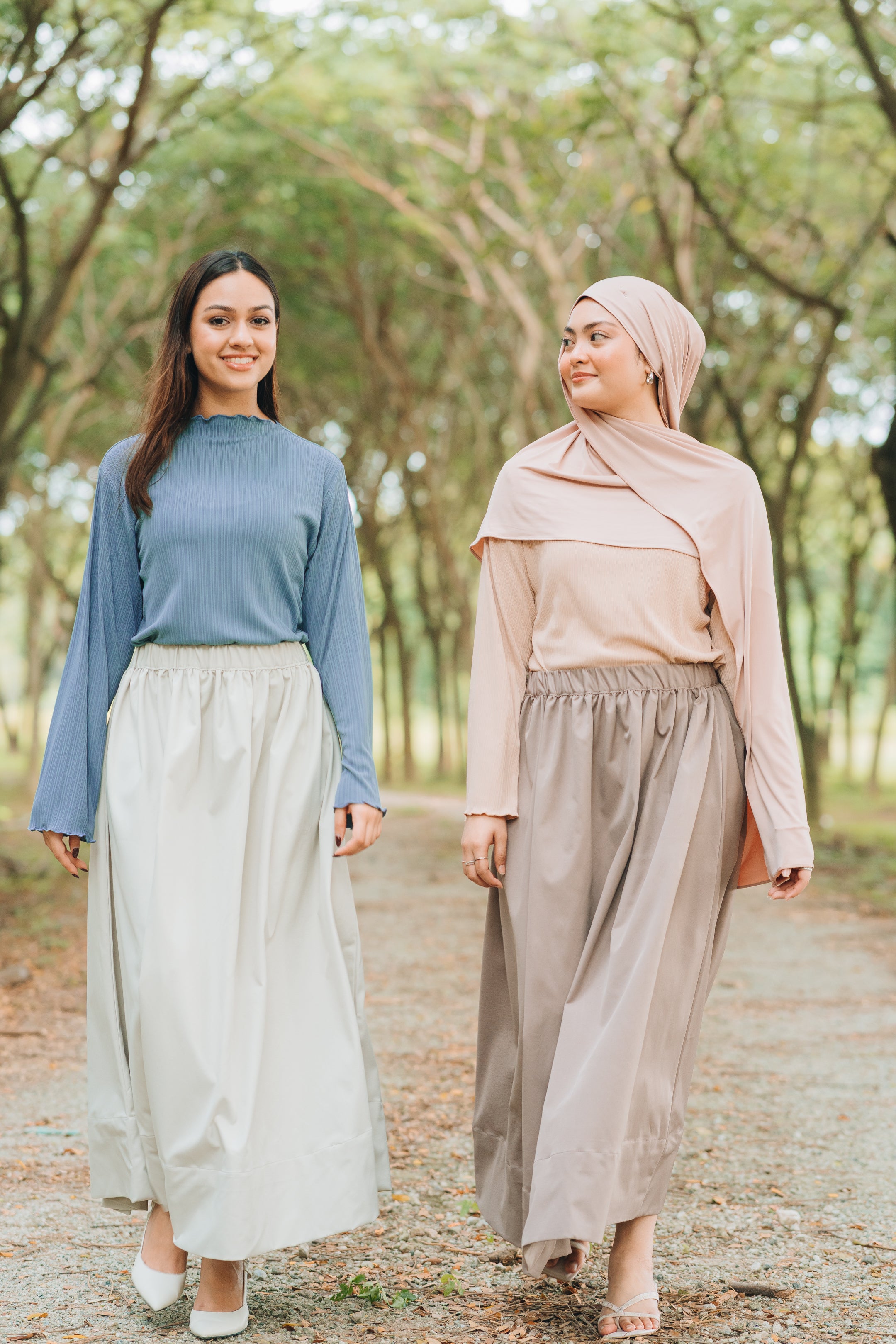 Rae Heavy Cotton Twill Skirt in Stone