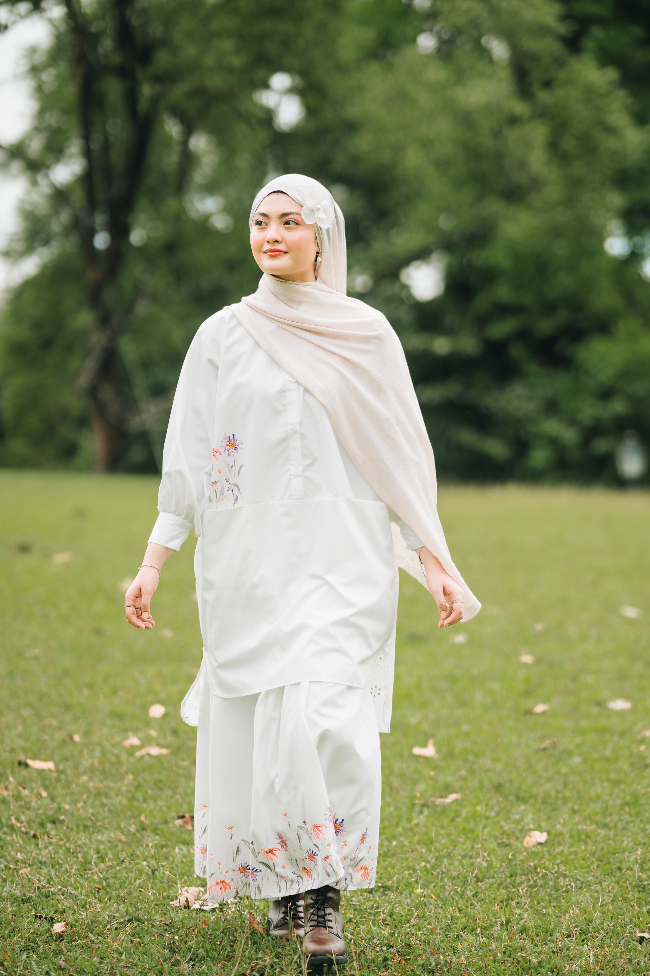 Wildflower Skirt in White