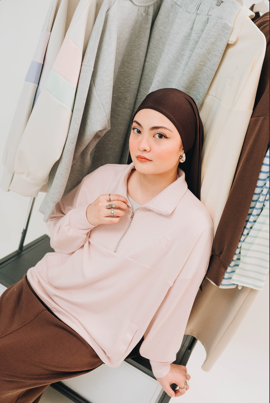 Habibti Quarter Zip Jacket in Strawberry