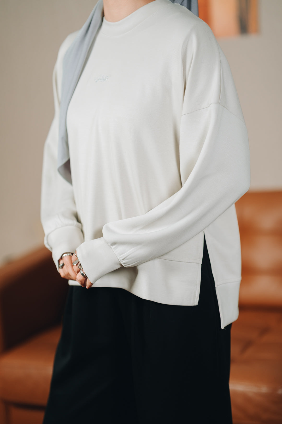 Modal Habibti Sweater in Silver