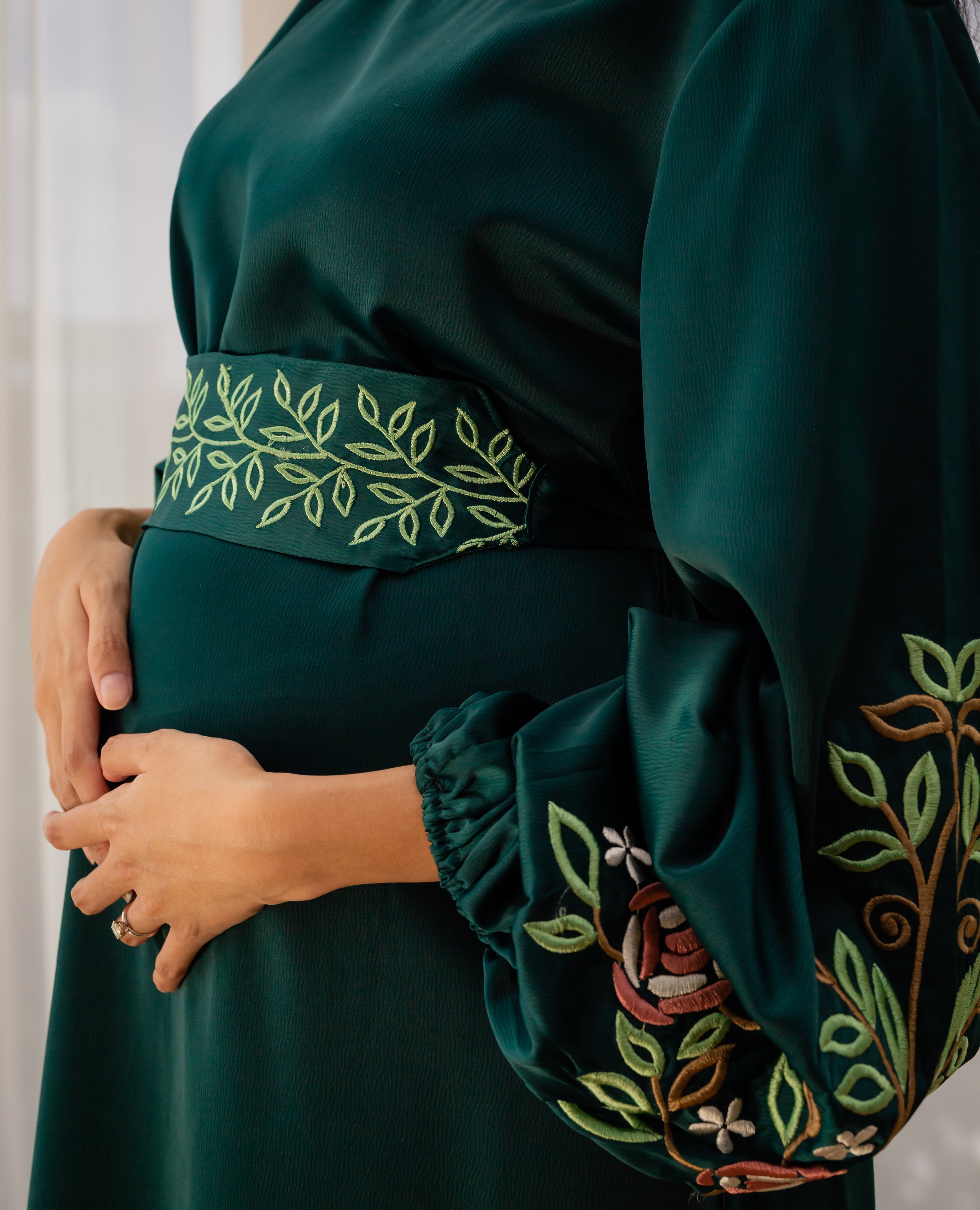 Oud Bouquet Dress - Zinnia