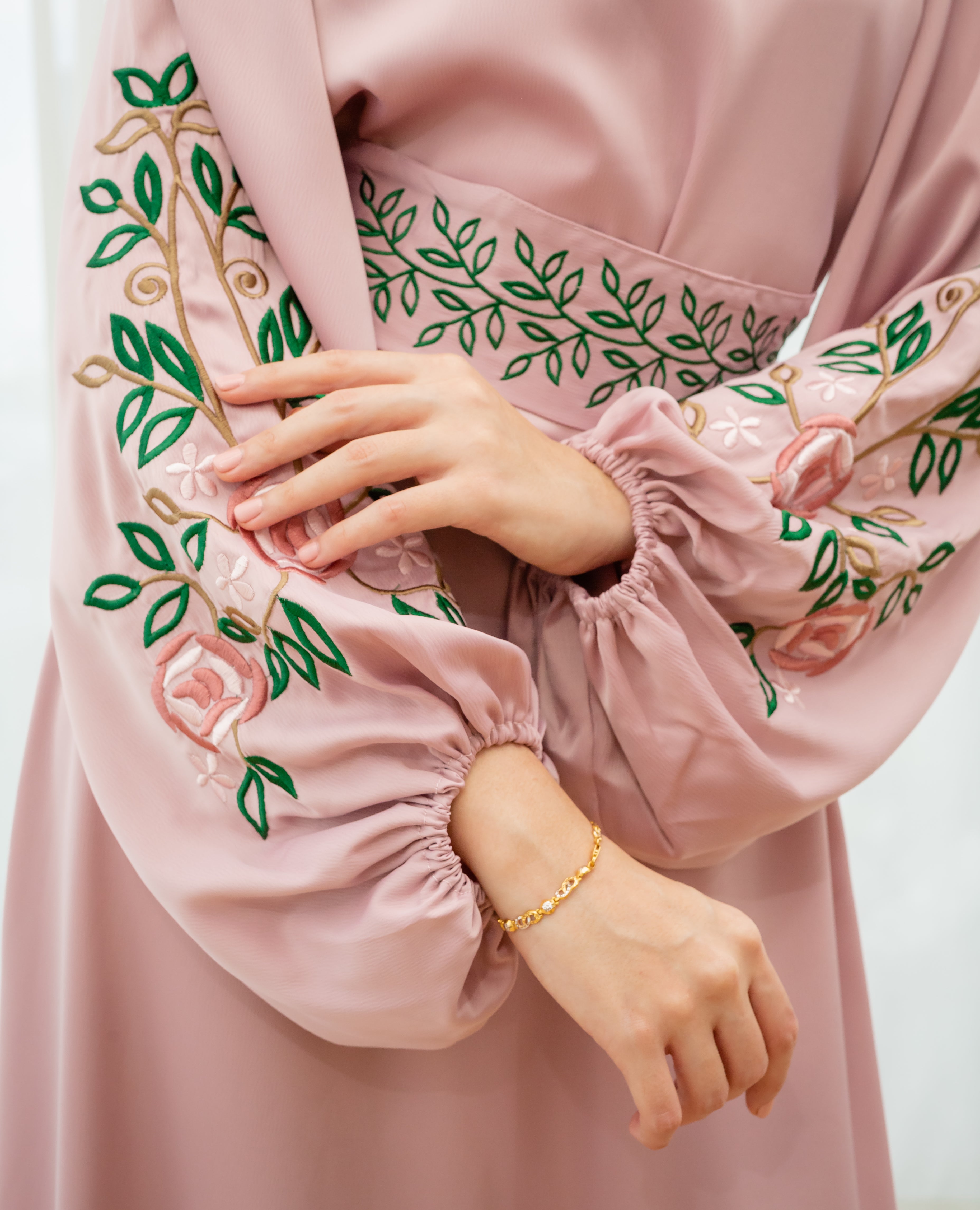 Oud Bouquet Dress - Azalea