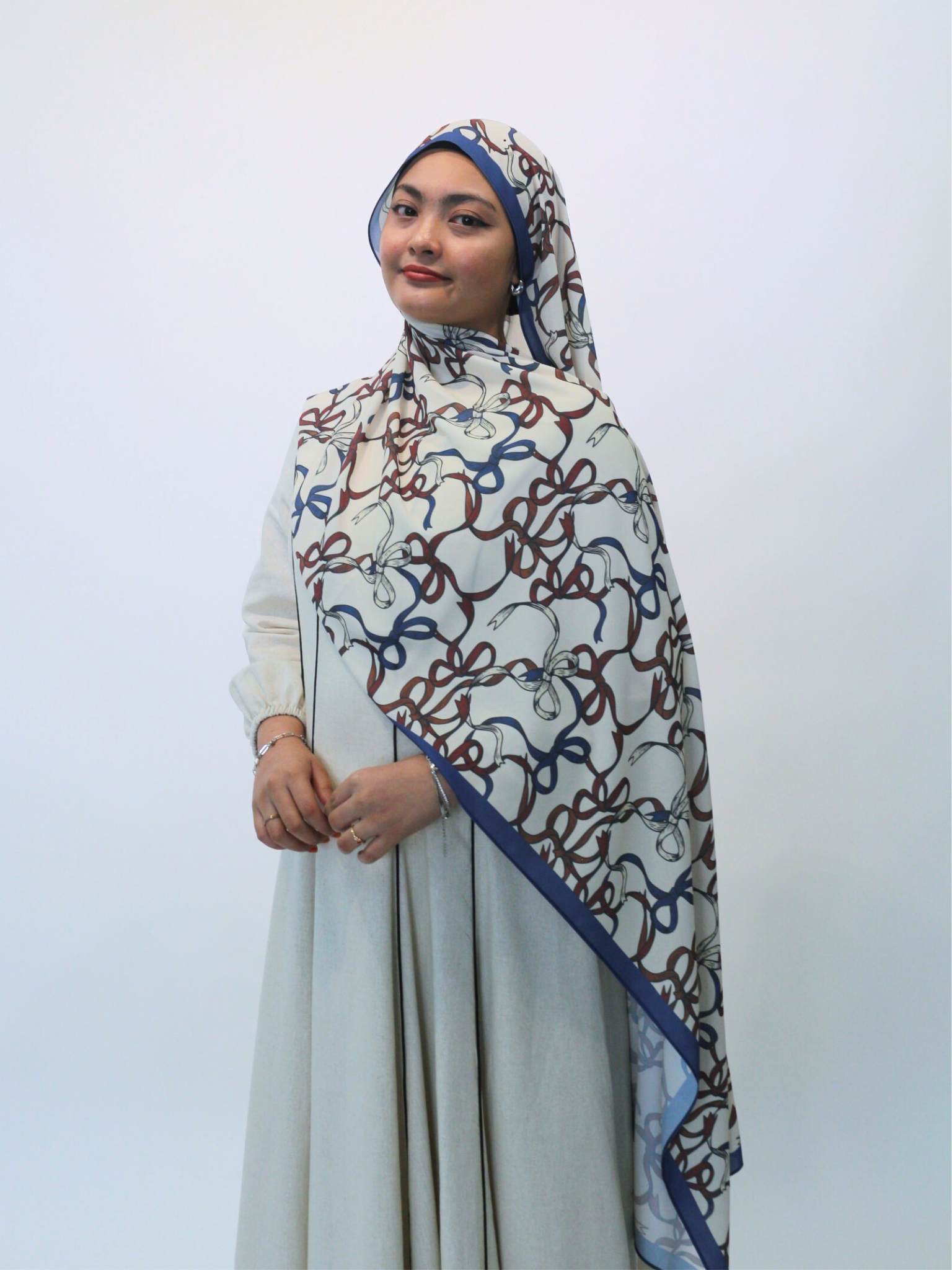 Odette in Shawl