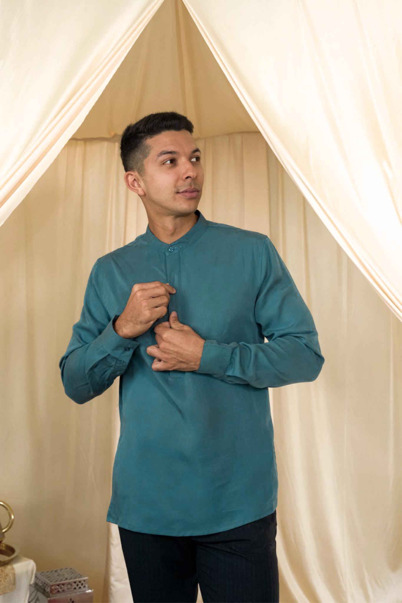 Aden Top