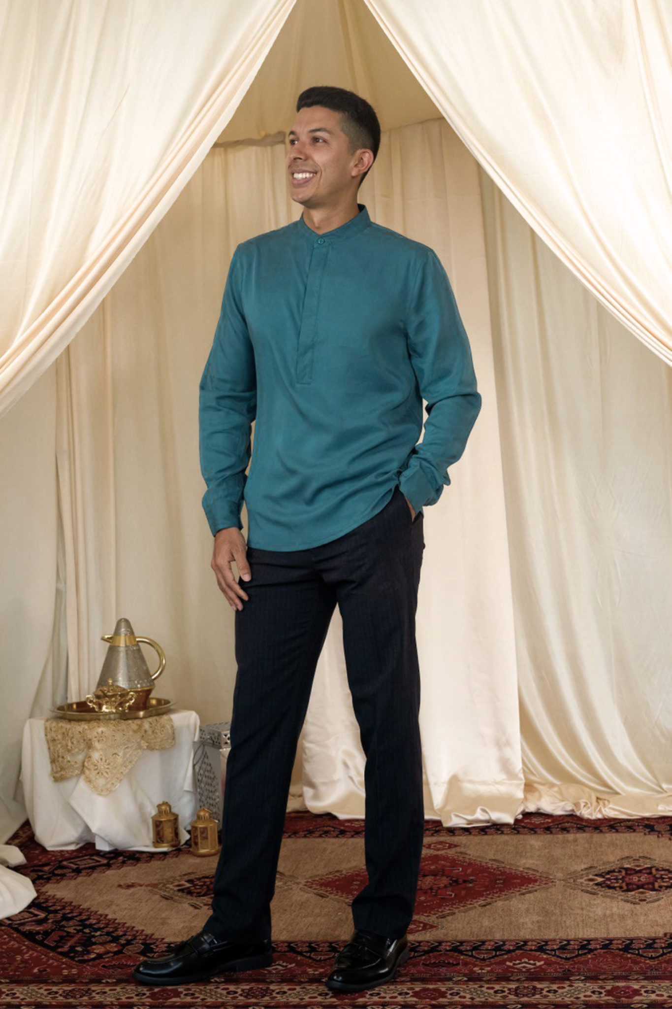 Aden Top