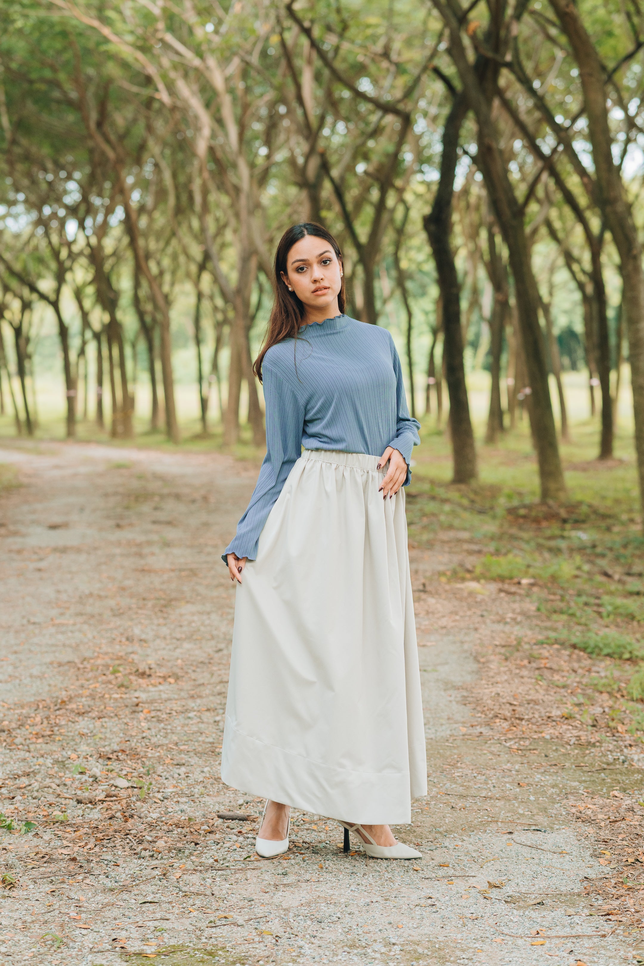 Rae Heavy Cotton Twill Skirt in Porcelain