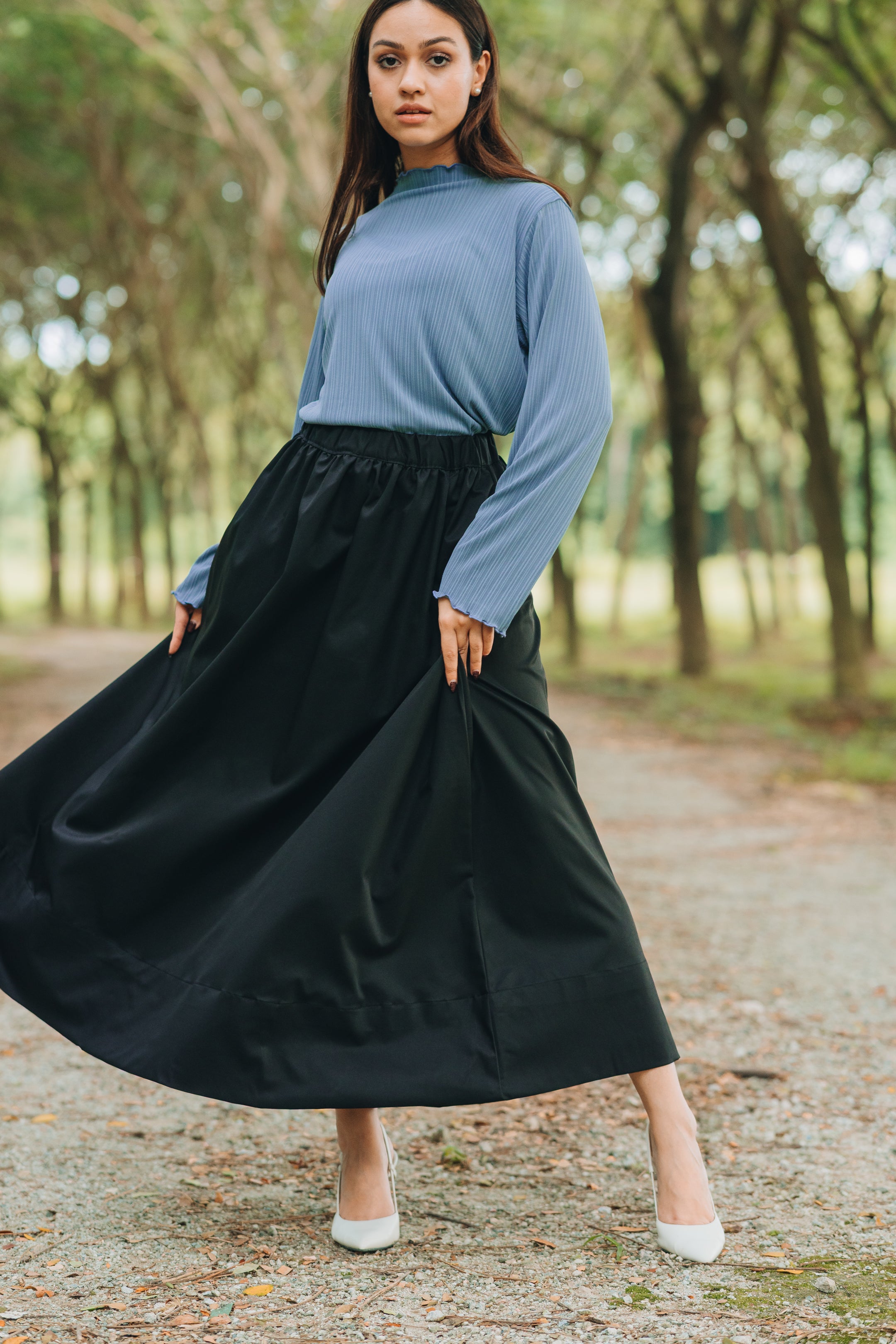 Rae Heavy Cotton Twill Skirt in Black