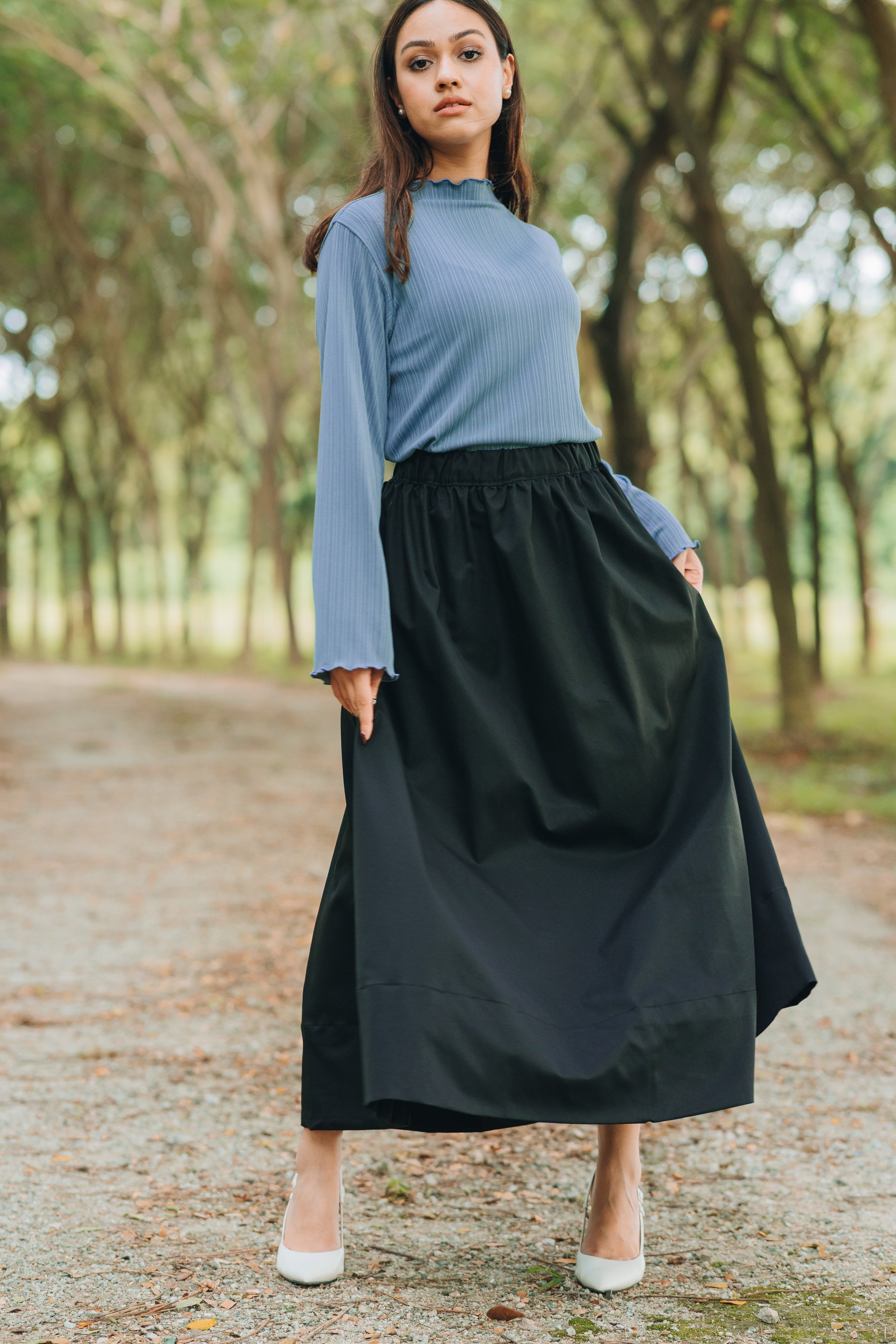 Rae Heavy Cotton Twill Skirt in Black