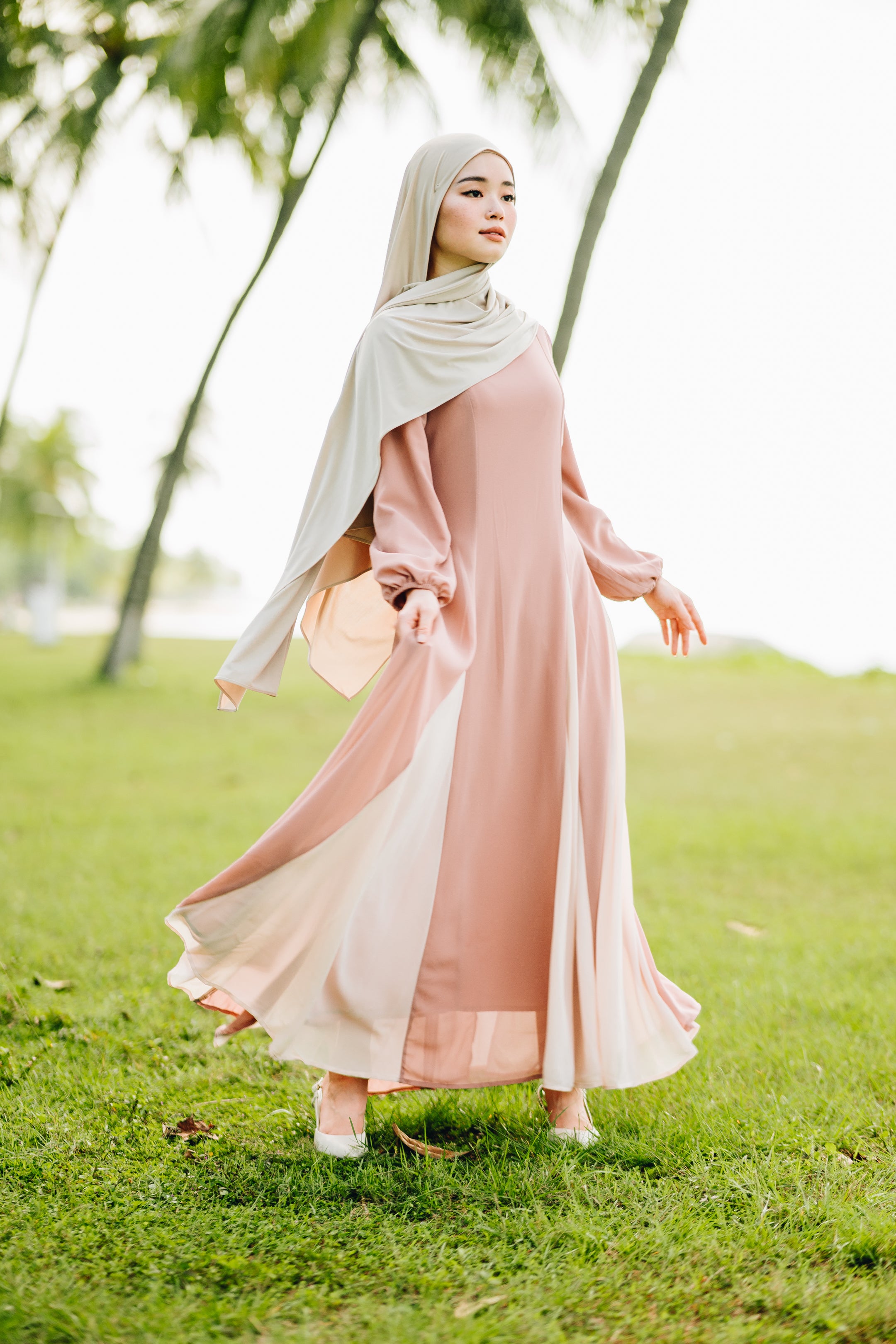 Waist Stitched Dual Tone Chiffon Dress