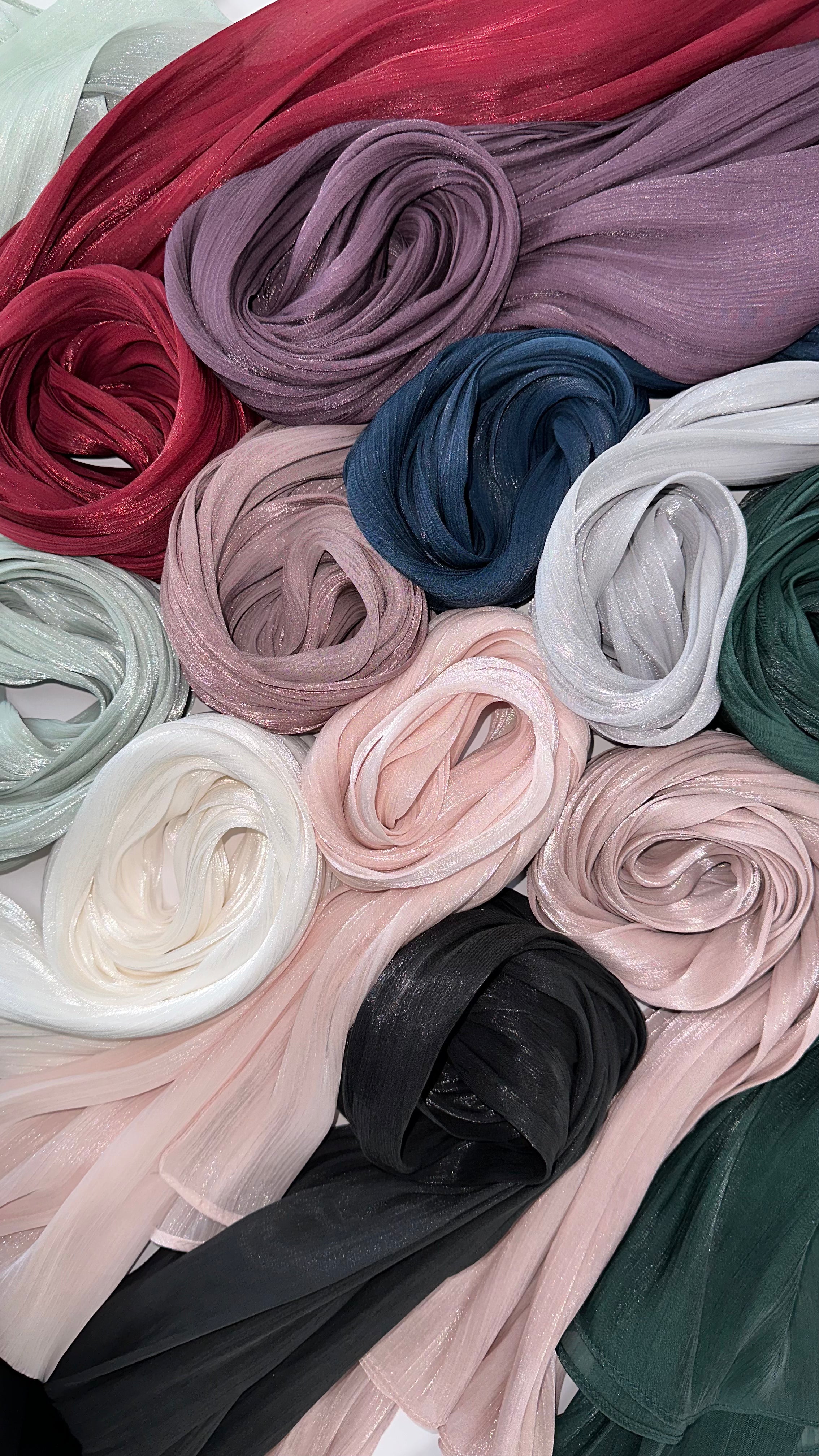 Dayaa Shimmer Shawl