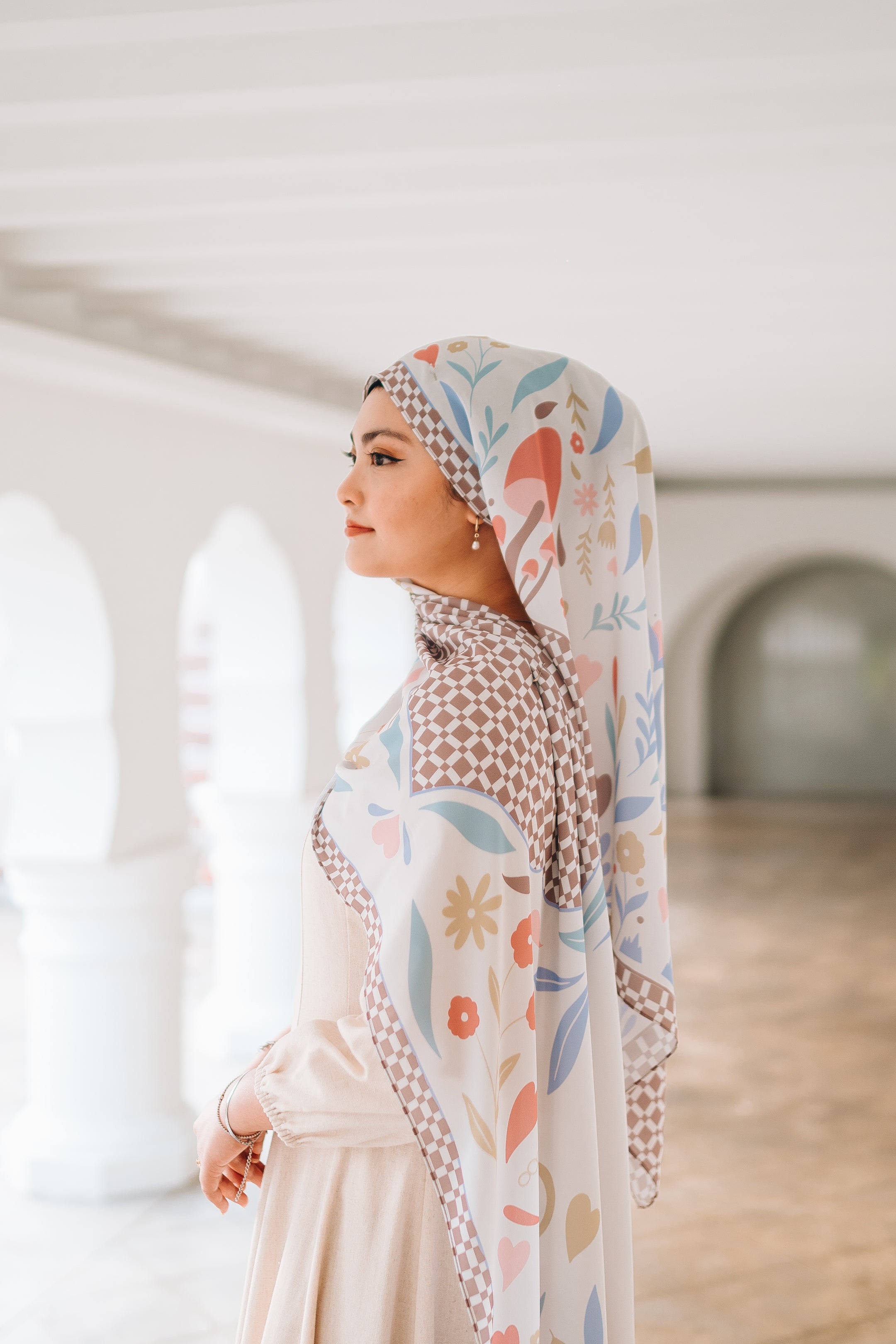 Jasmine in Shawl