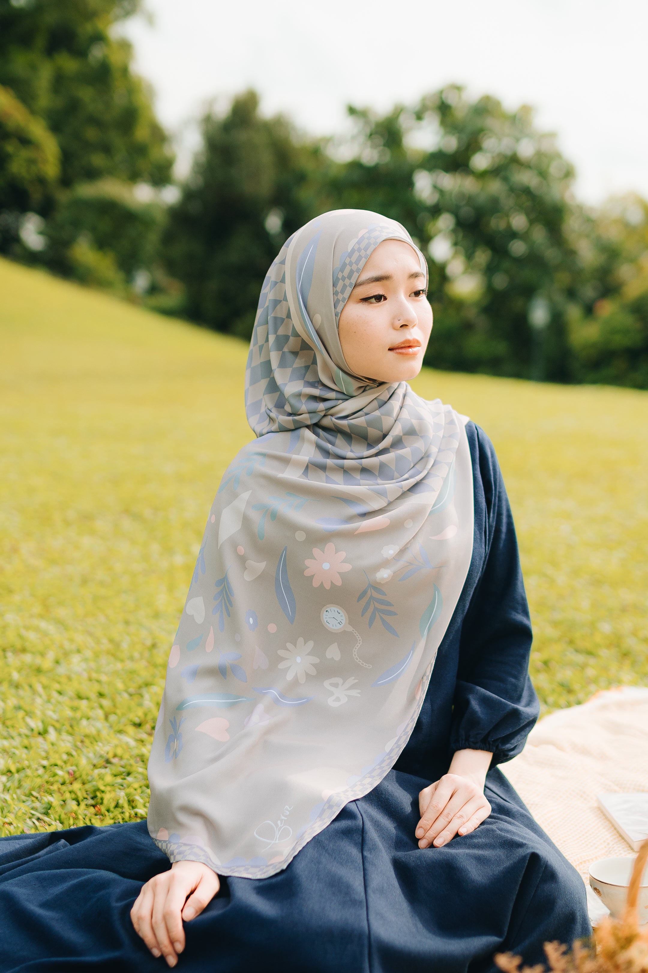 Seraphina in Shawl