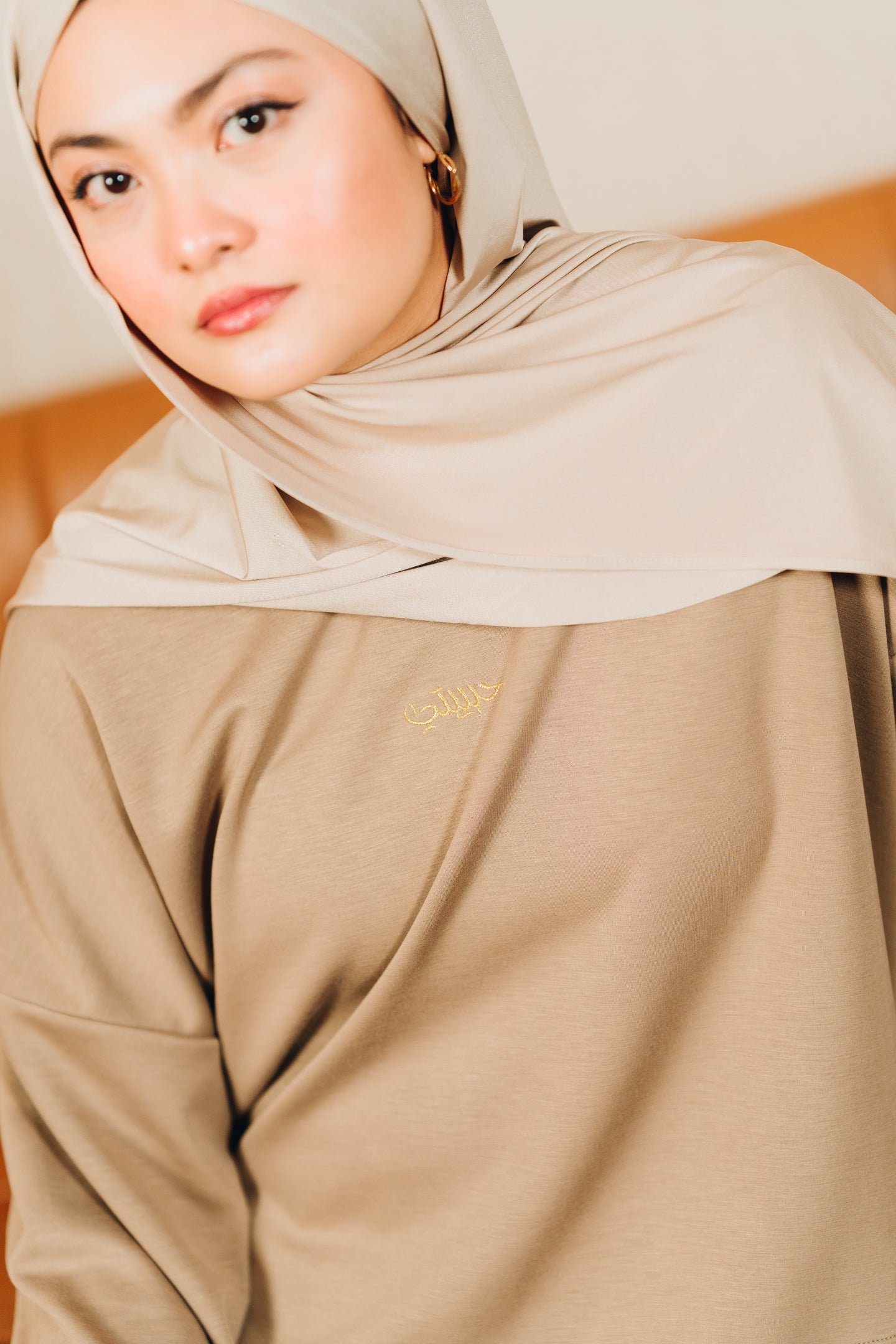 Modal Habibti Sweater in Coffee